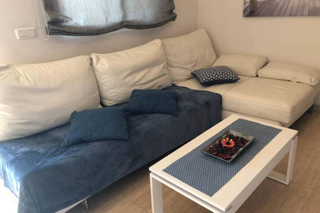 Beautiful Apartment With Swimming Pool And Beach Alicante Bagian luar foto
